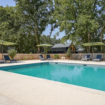 N°39, Piscine Commune, 2 Casa de Férias *