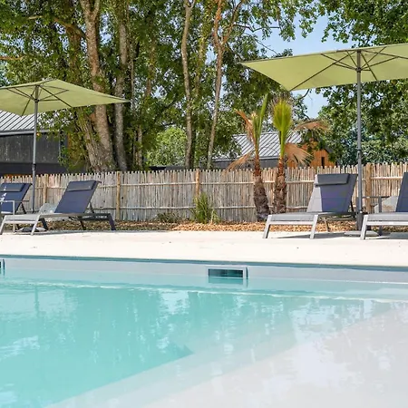 N°39, Piscine Commune, 2 Casa de Férias Nesmy